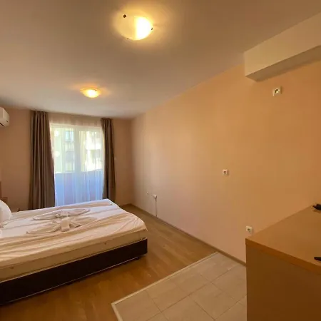 Апартамент Messembria A309 Sunny *